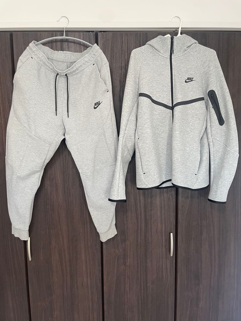 Nike テックフリース　セットアップ