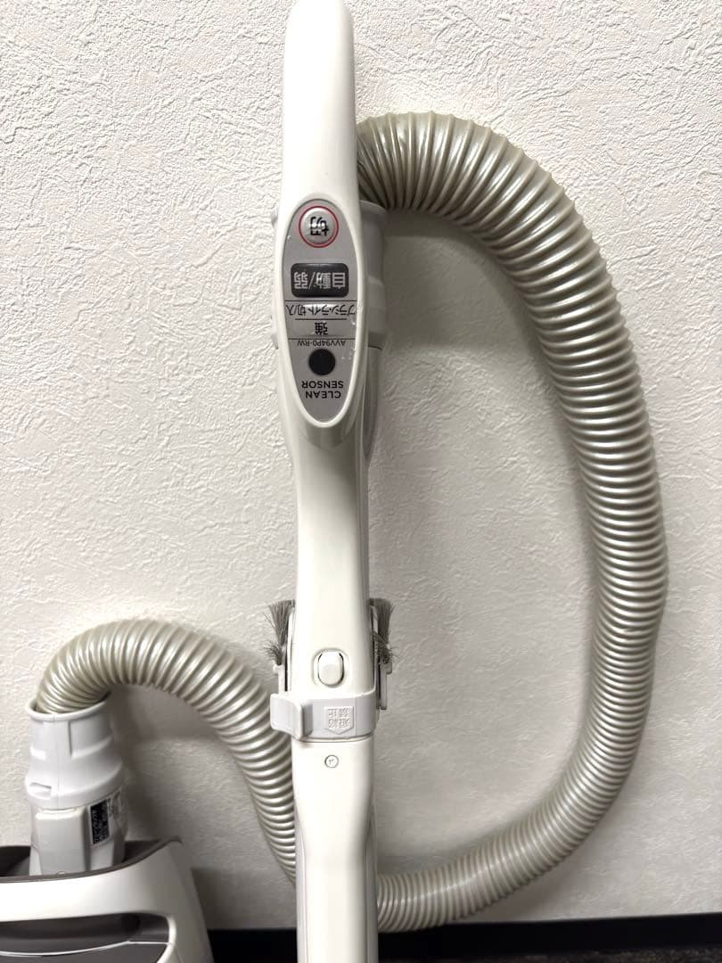 パナソニック 紙パック式電気掃除機 MC-PA110G-W(2018年製)