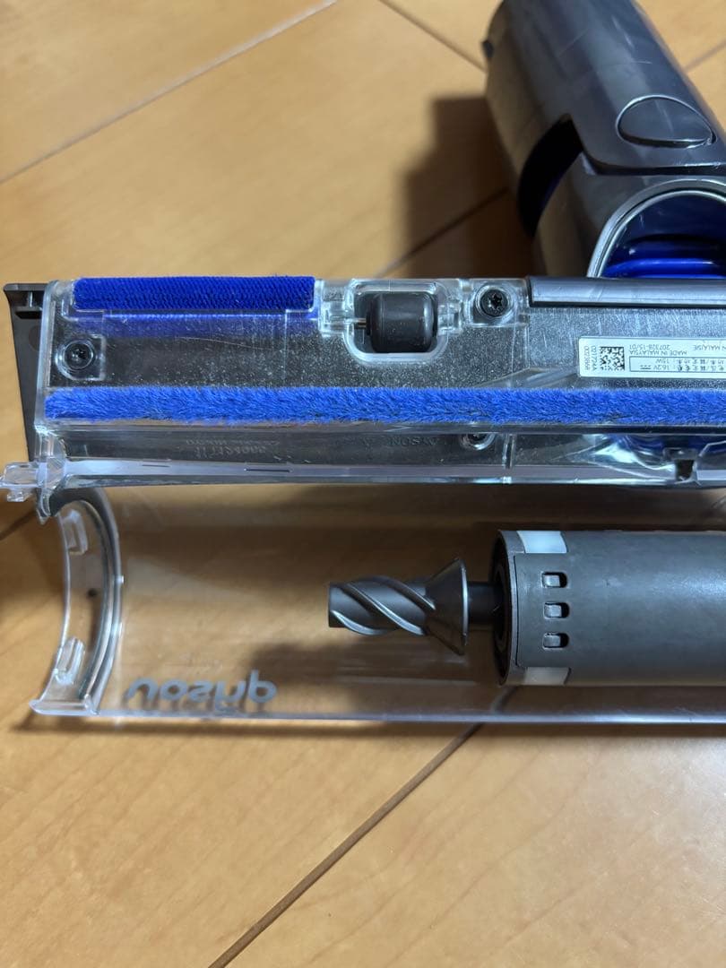 【純正品】dyson(ダイソン)V12レーザーライト付き ローラーヘッド