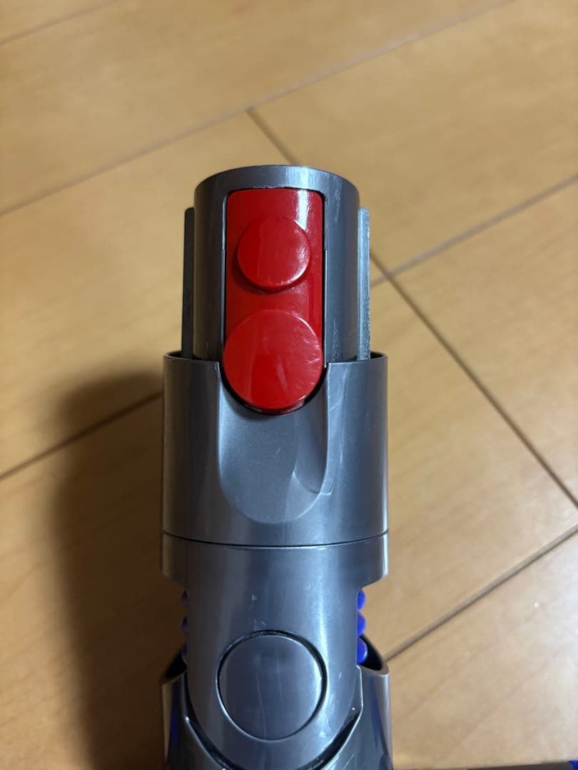 【純正品】dyson(ダイソン)V12レーザーライト付き ローラーヘッド