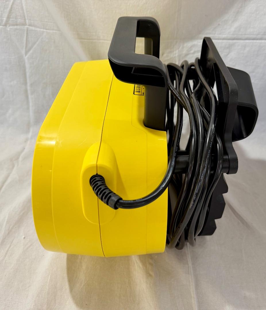 ②【美品】KARCHER　ケルヒャー 家庭用高圧洗浄機　JTK38　M2