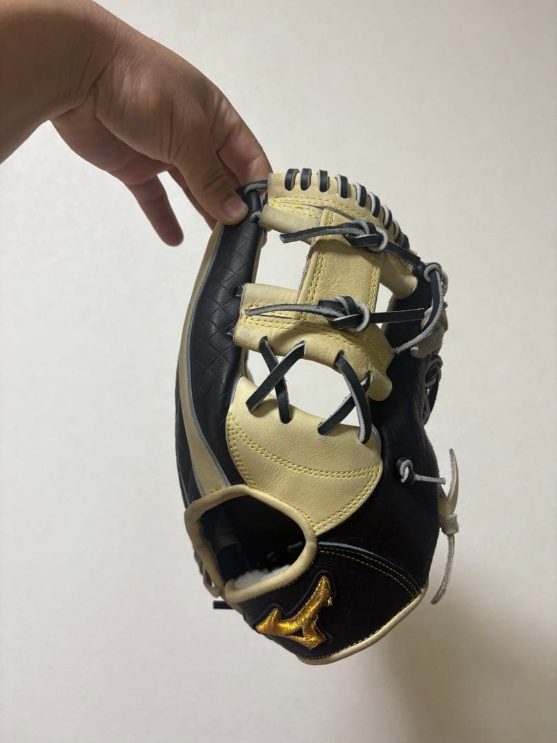 Mizuno 軟式グローブ 黒/クリーム