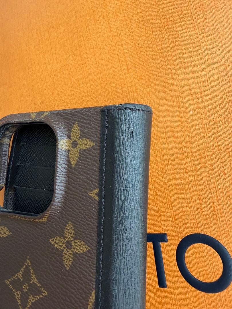 Louis Vuitton 手帳型ケース iPhone15pro