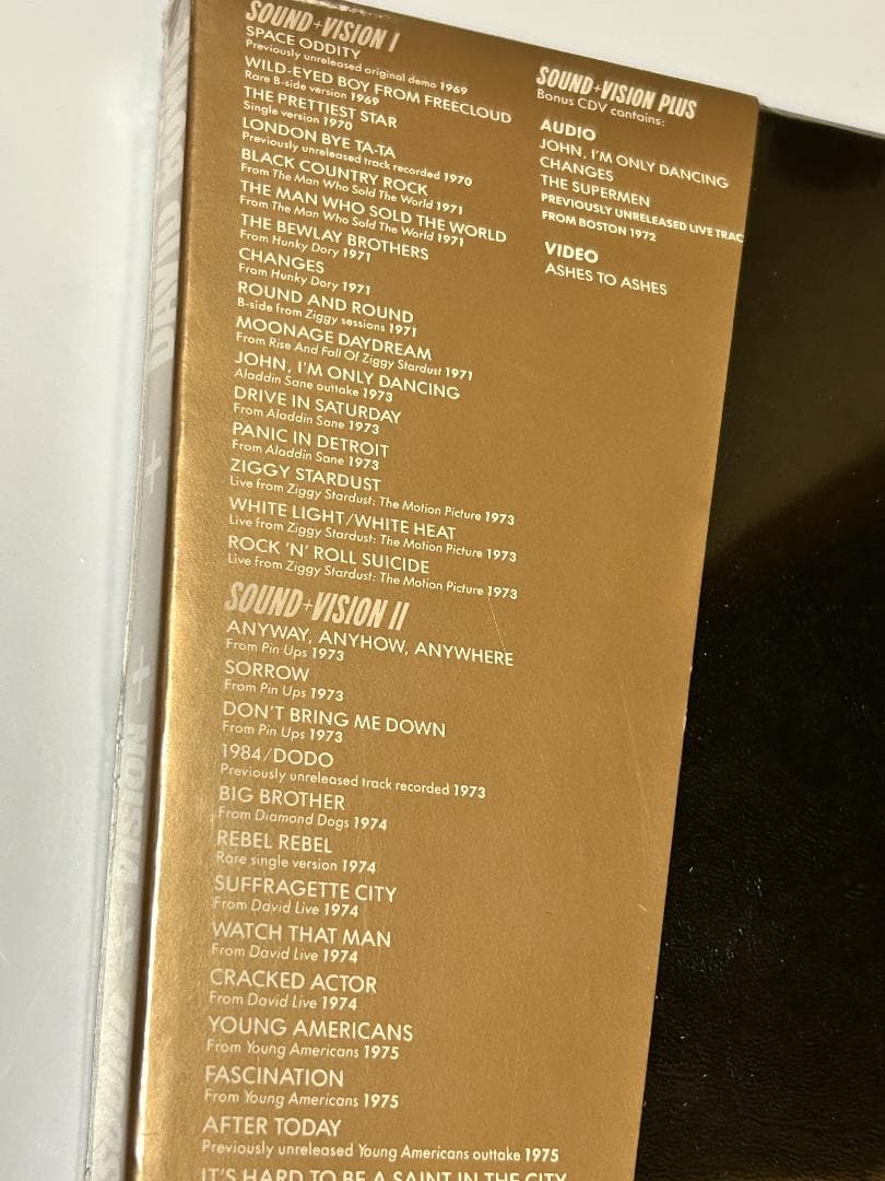 X*Z様 DAVID BOWIE SOUND+VISION 2タイトル　未開封