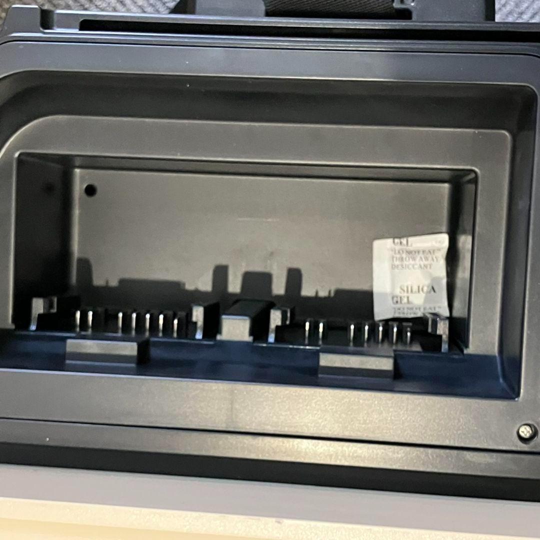 【新品未使用品】HiKOKIハイコーキ コードレス 冷温庫冷蔵庫 UL18DC