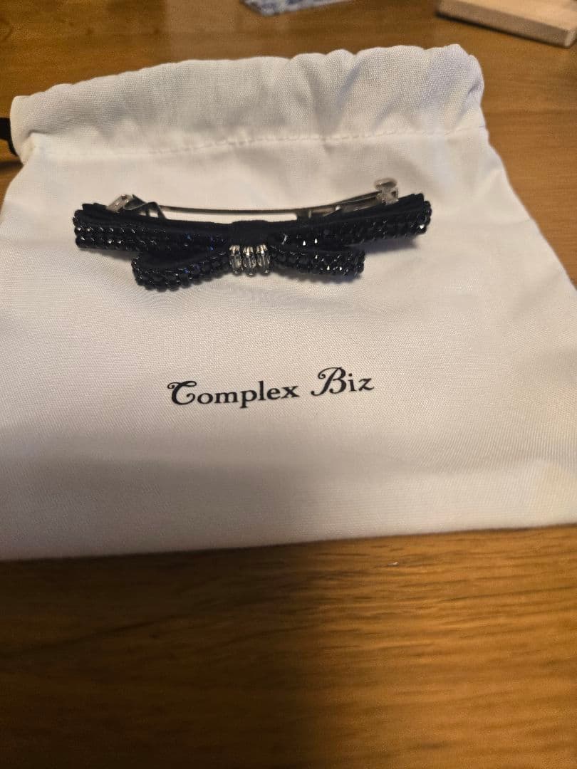 コンプレックスビズ　クリスタルメッシュパヴェ スリムバレッタ