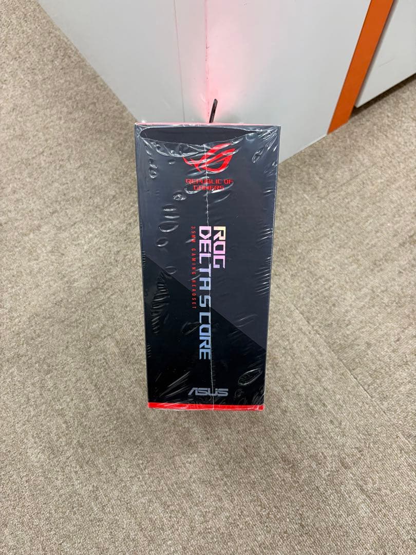 【新品未使用】ASUS ゲーミングヘッドセット ROG Delta S Core