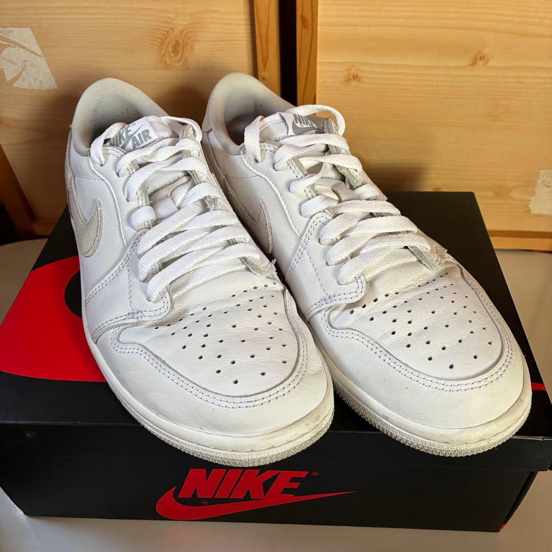 NIKE エアジョーダン1 ローカット ホワイト