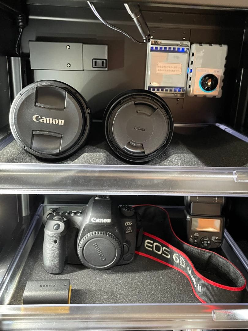 【美品】キャノン EOS 6DmarkⅡ フルサイズ一眼レフ　ボディー