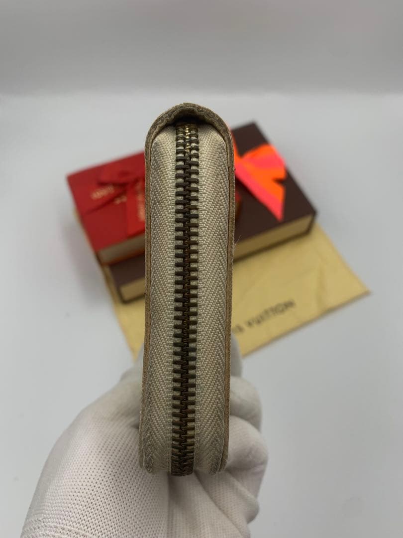 ルイヴィトン ダミエ　ジッピーウォレット　長財布 P55