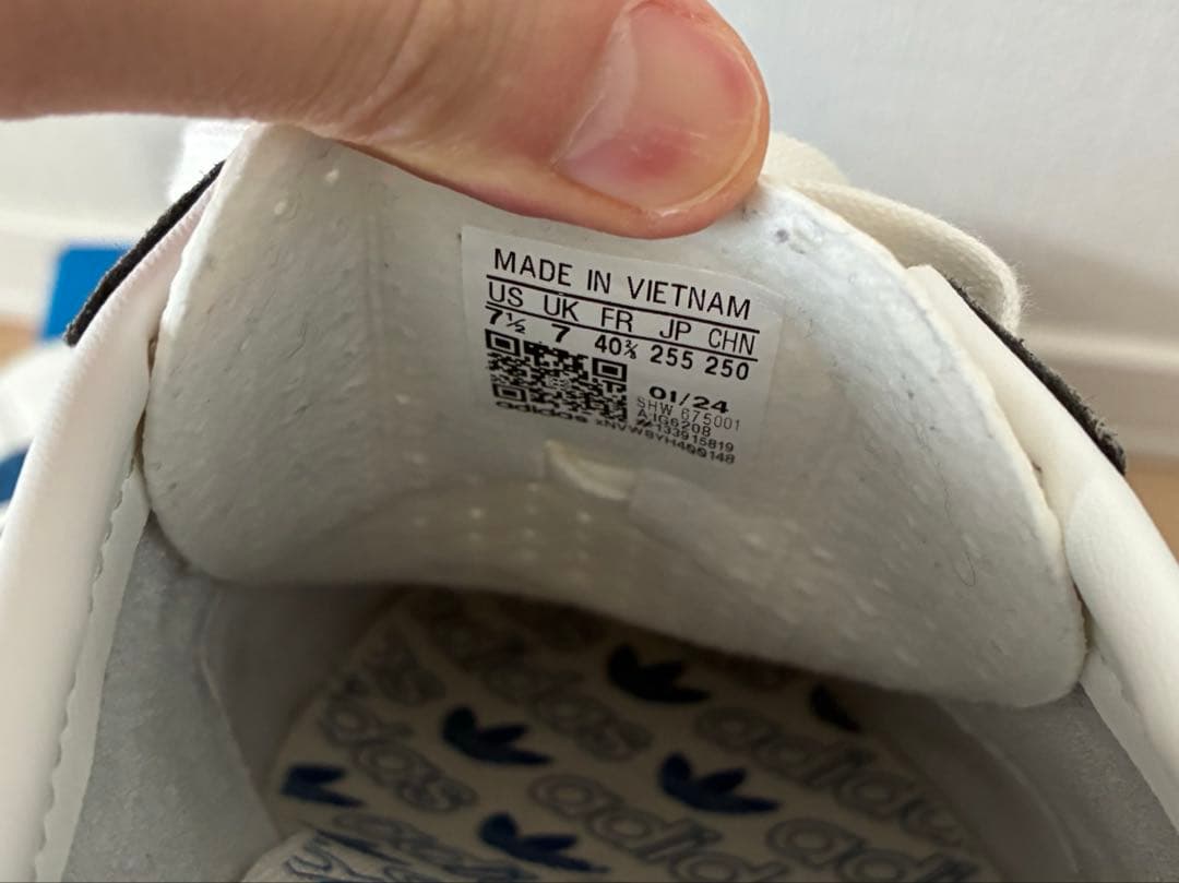 【美品】adidas LONDON アディダス ロンドン