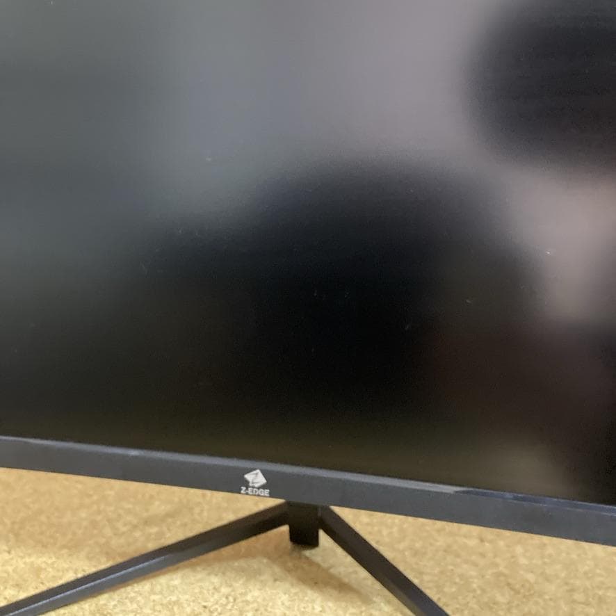 Z-Edge UG24 湾曲 ゲーミングモニター24インチ