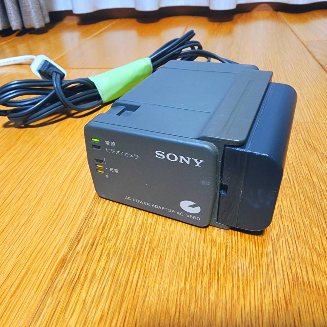 【動作確認済】SONY 高画質 Hi8 ビデオカメラ CCD-TR3 セット
