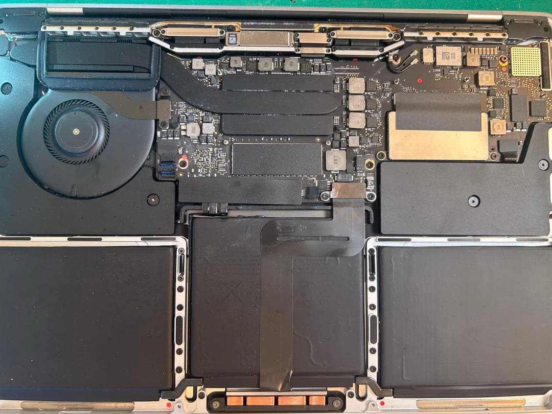 【ジャンク】A1708 Macbook pro (13㌅-2016)i5 8GB