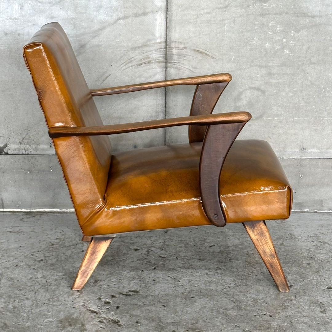 ✦1960〜1970✦PUレザー張り　ラウンジチェア 木製脚　喫茶店　昭和レトロ