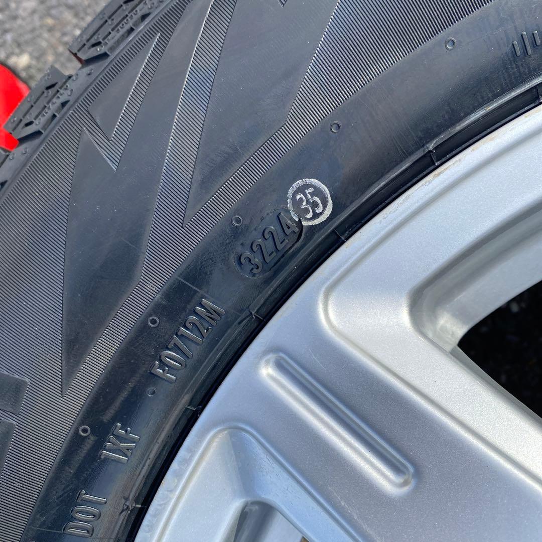 新品ピレリスタッドレスセット205/60R16 80系ノア,、ステップワゴン等