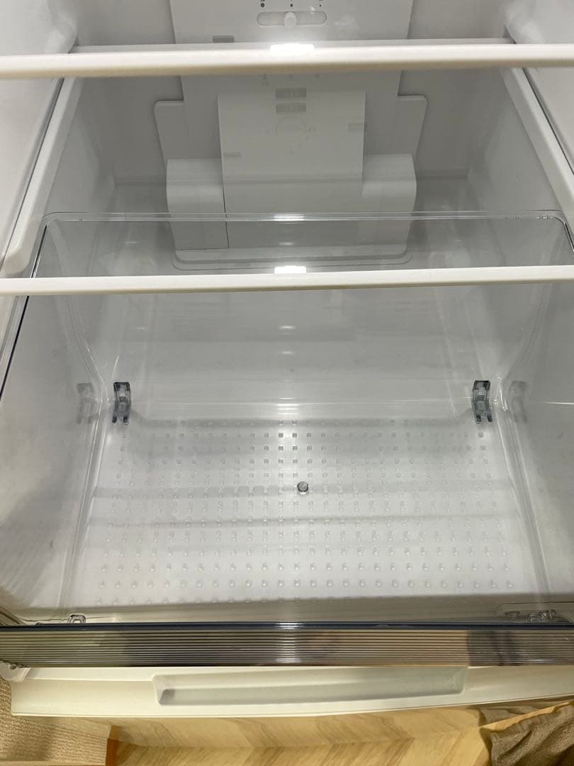 SHARP 冷蔵庫 2022年製　179L 上下二段式 ホワイト