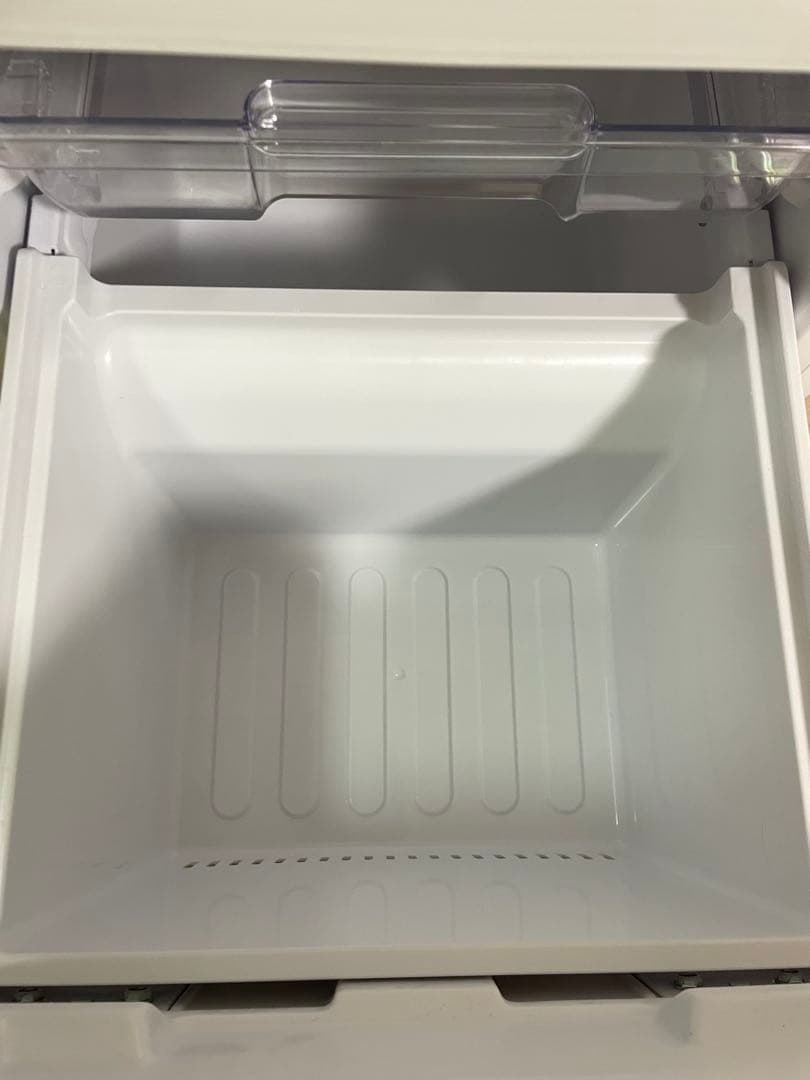 SHARP 冷蔵庫 2022年製　179L 上下二段式 ホワイト