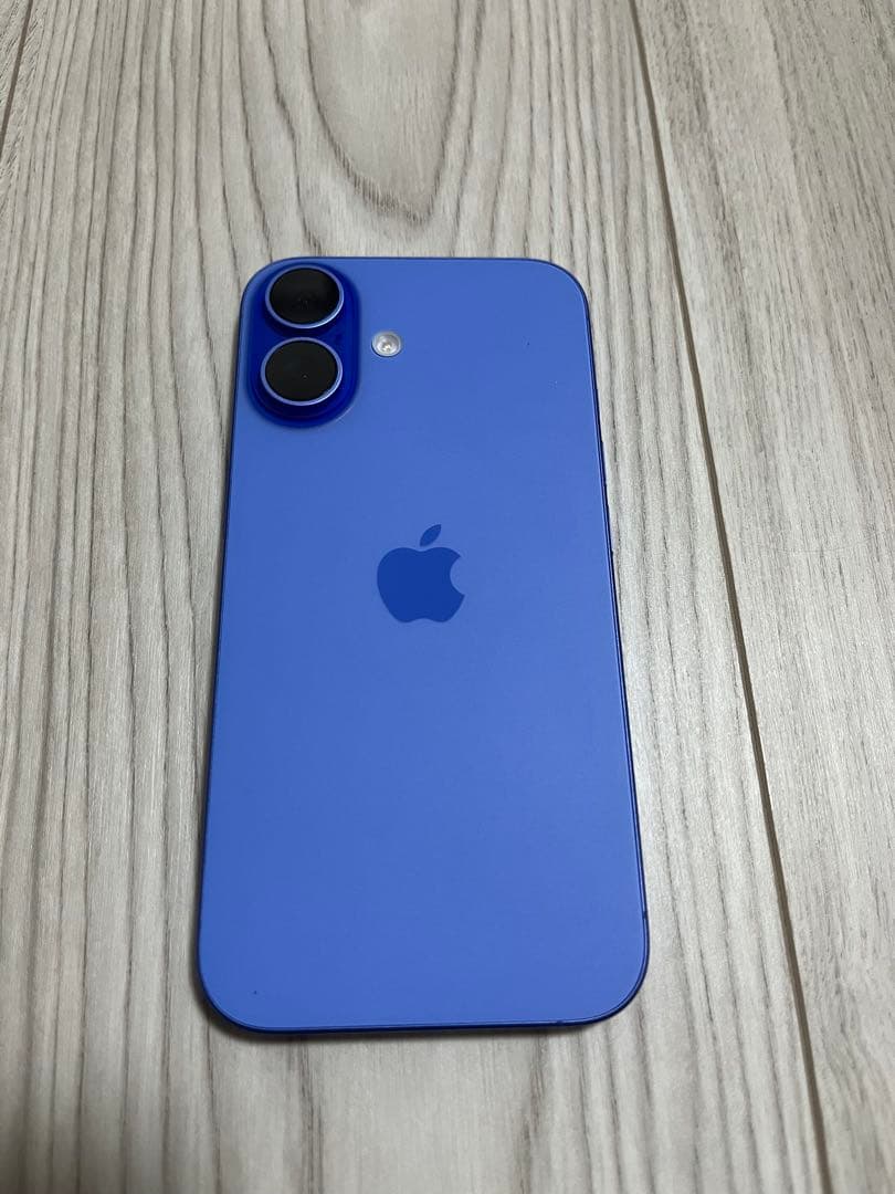【ほぼ新品】Apple iPhone16本体 128GB ウルトラマリン