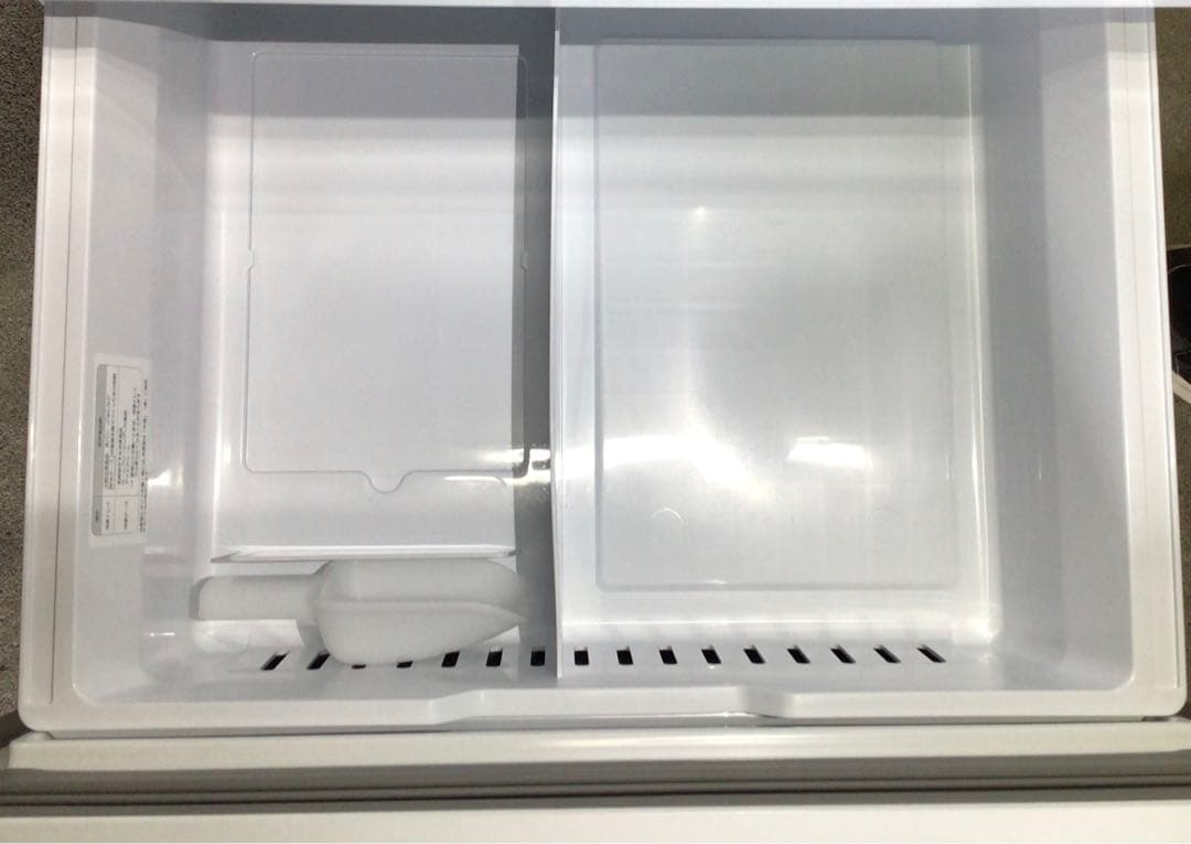 ハイセンス　ノンフロン冷凍冷蔵庫　HR-GC28E2W 2023年製　283L