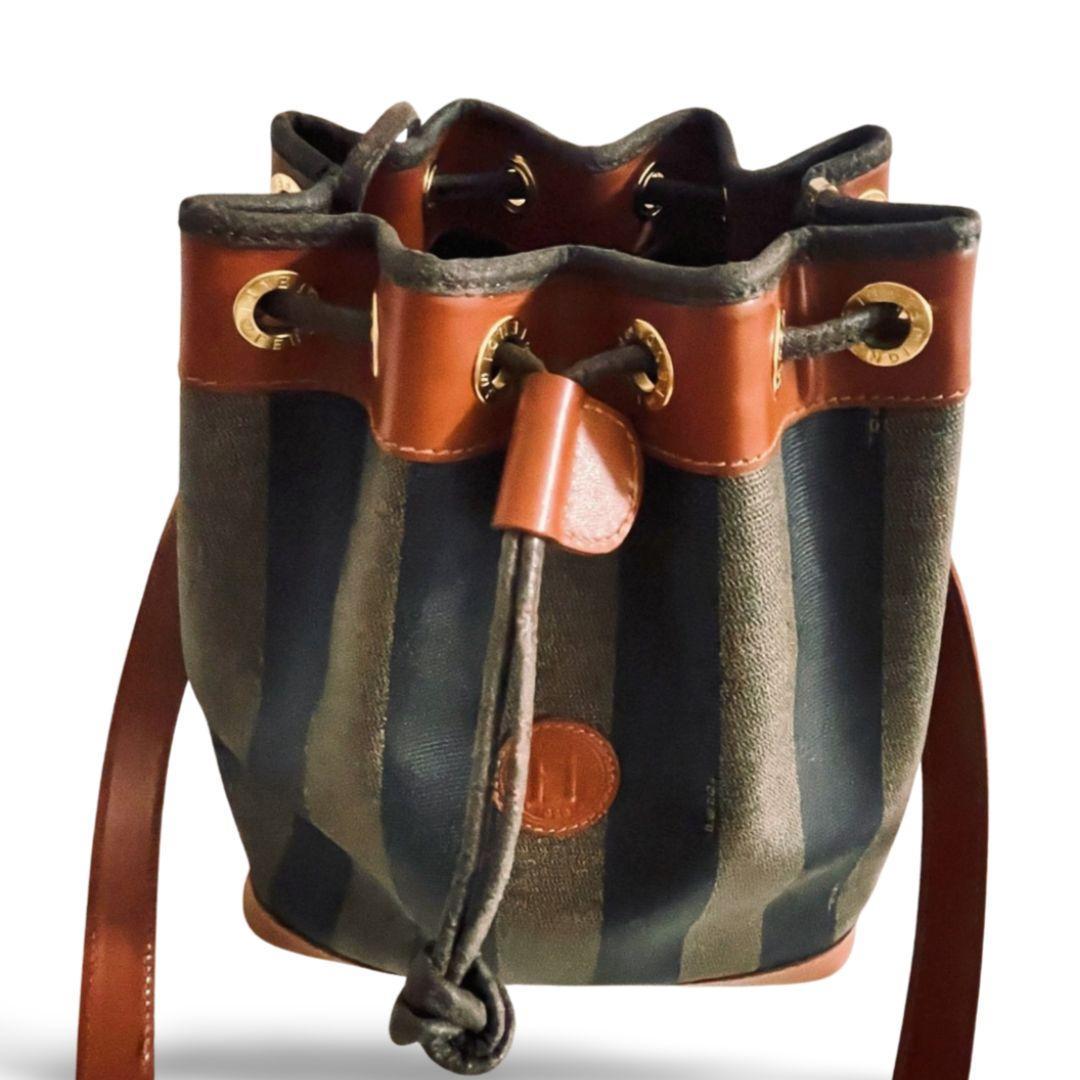 FENDI フェンディ ペカン ポーチ付き ショルダーバッグ 巾着 ゴールド金具