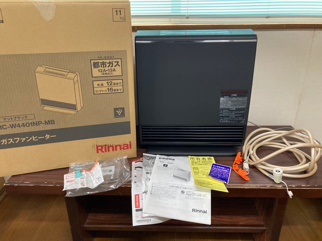 美品 リンナイ ガスファンヒーター RC-W4401NP-MB 2019年製