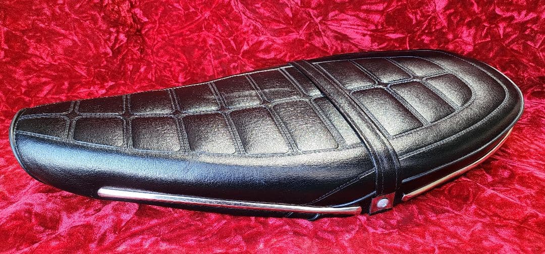 シャリー　極低　フラットシート　純正風ステッチ