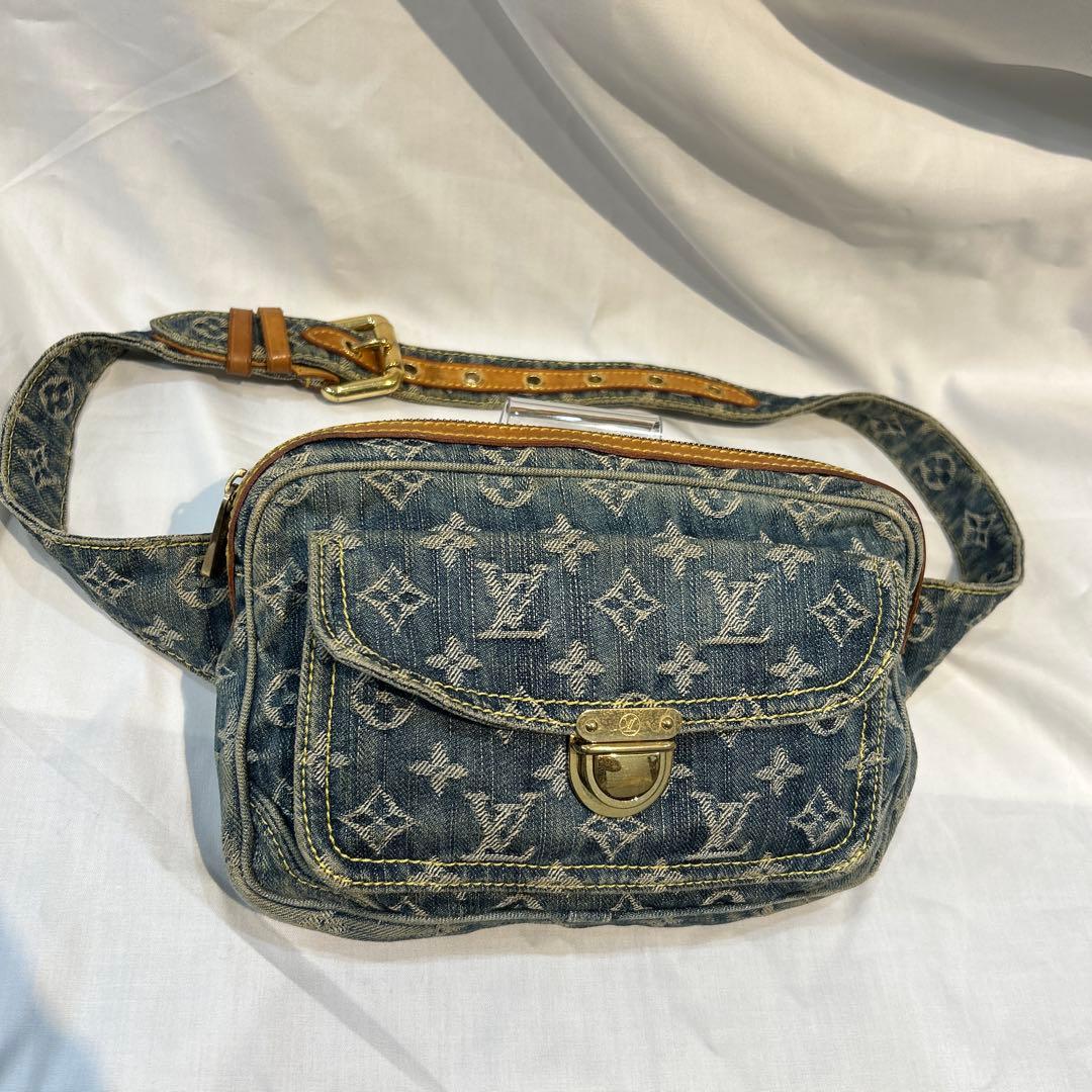 Louis Vuitton デニムボディバッグ