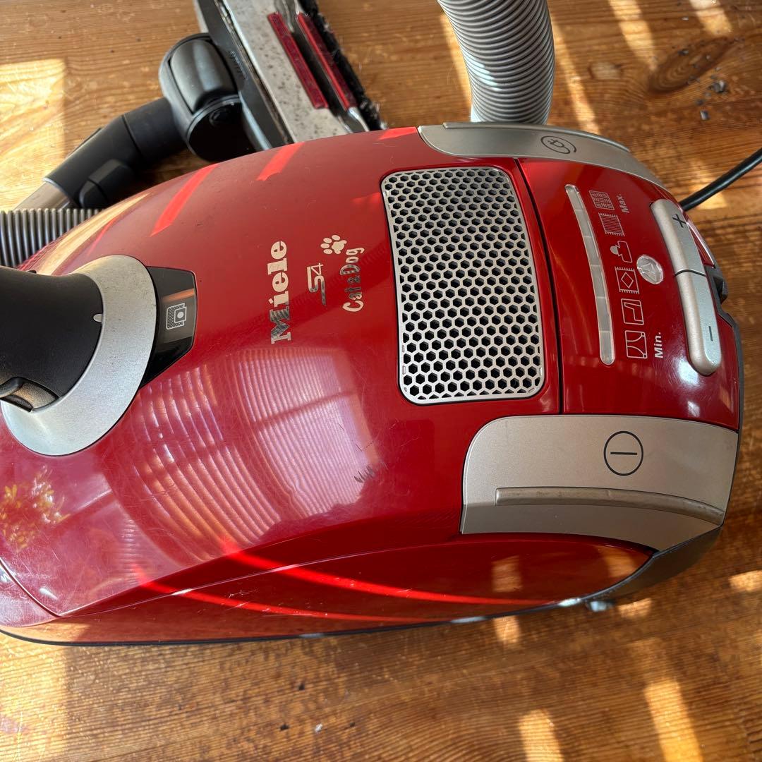 ミーレ 掃除機 S4560 CAT&DOG miele キャット＆ドッグ
