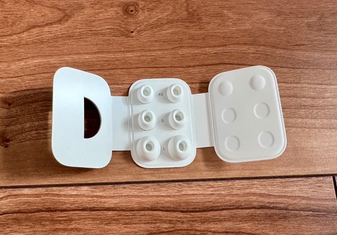 アップル Airpods Pro 第2世代 (Lightning)