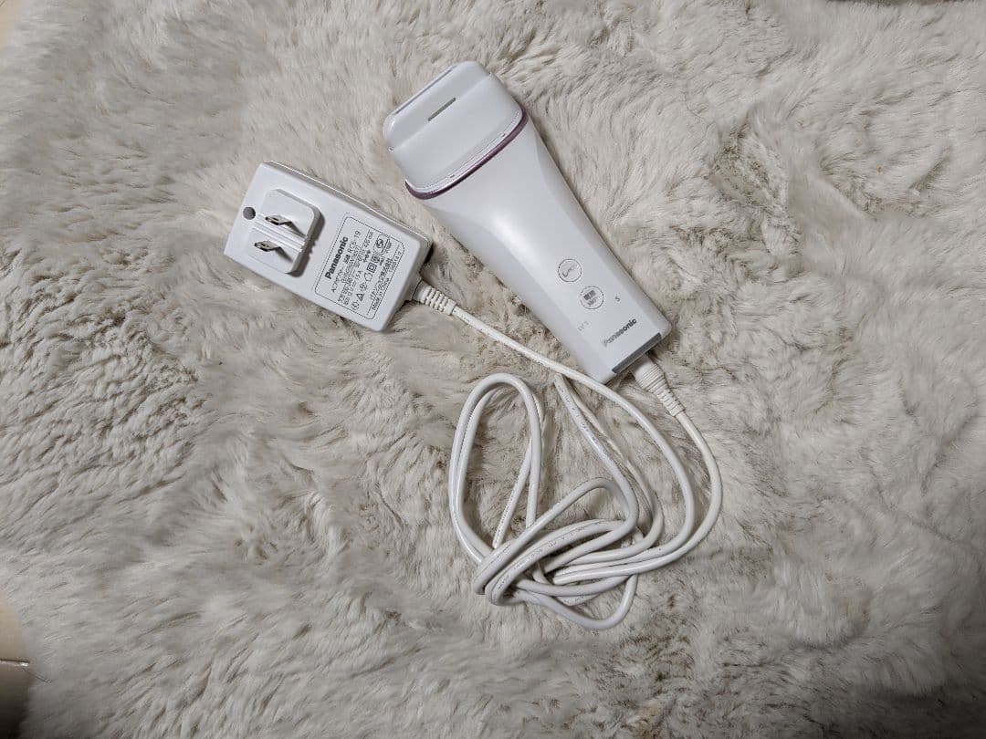 パナソニック　ボディ用脱毛器　es-wh76
