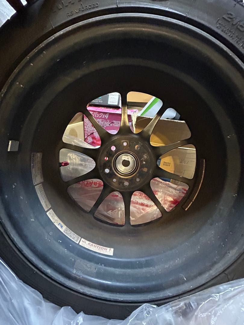 希少品　限定色ボルクレーシングCE28N 177.5j114.3 5H+484本