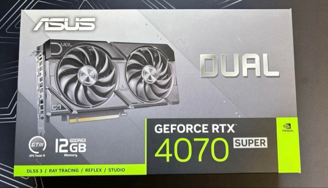 ASUS RTX 4070 SUPER 12GB動作確認済み