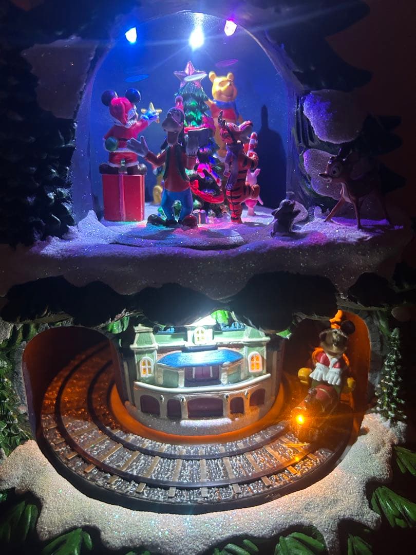 Disney ディズニークリスマスツリー　Costco コストコ　電車