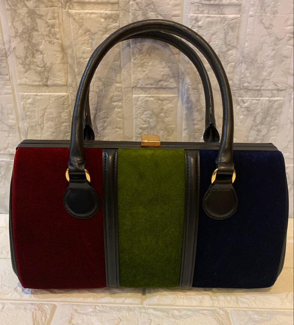 年末特別セール！ロベルタディカメリーノのハンドバッグです。