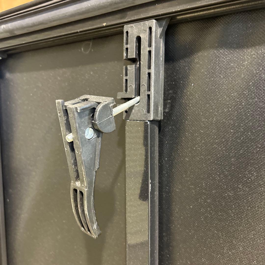 ハイラックストノカバー