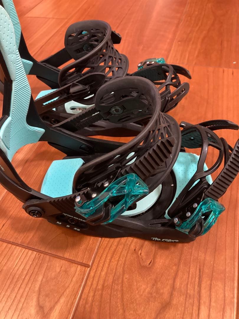 もちこ　The Future スノーボードビンディング