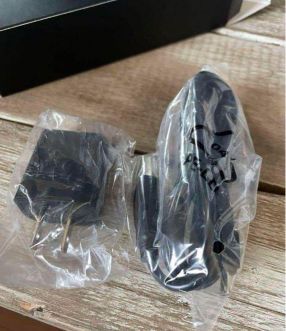 PYR パイラナイト（PYR NIGHT）美容機器　美顔器　顔、全身に