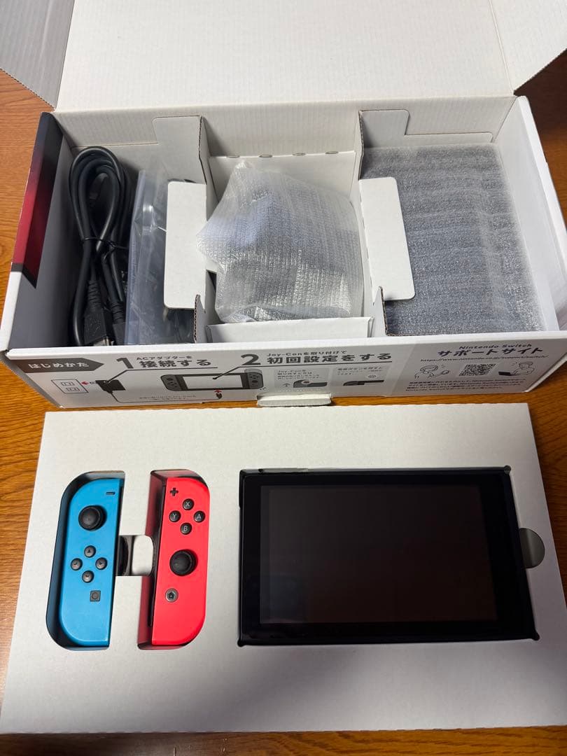 Nintendo Switch スイッチ　本体 周辺機器おまけあり