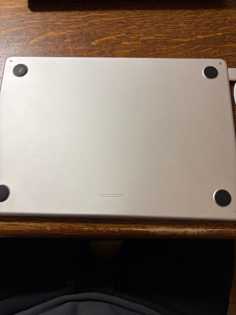 MacBook本体 MacbookAir/13.6inch M2/8GB/256GB