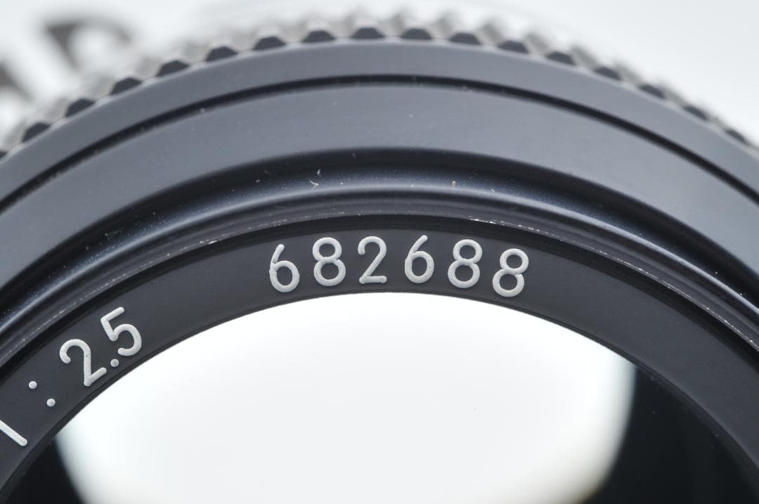 ■美品■ ニコン Nikon NIKKOR 105mm F2.5 Ai レンズ