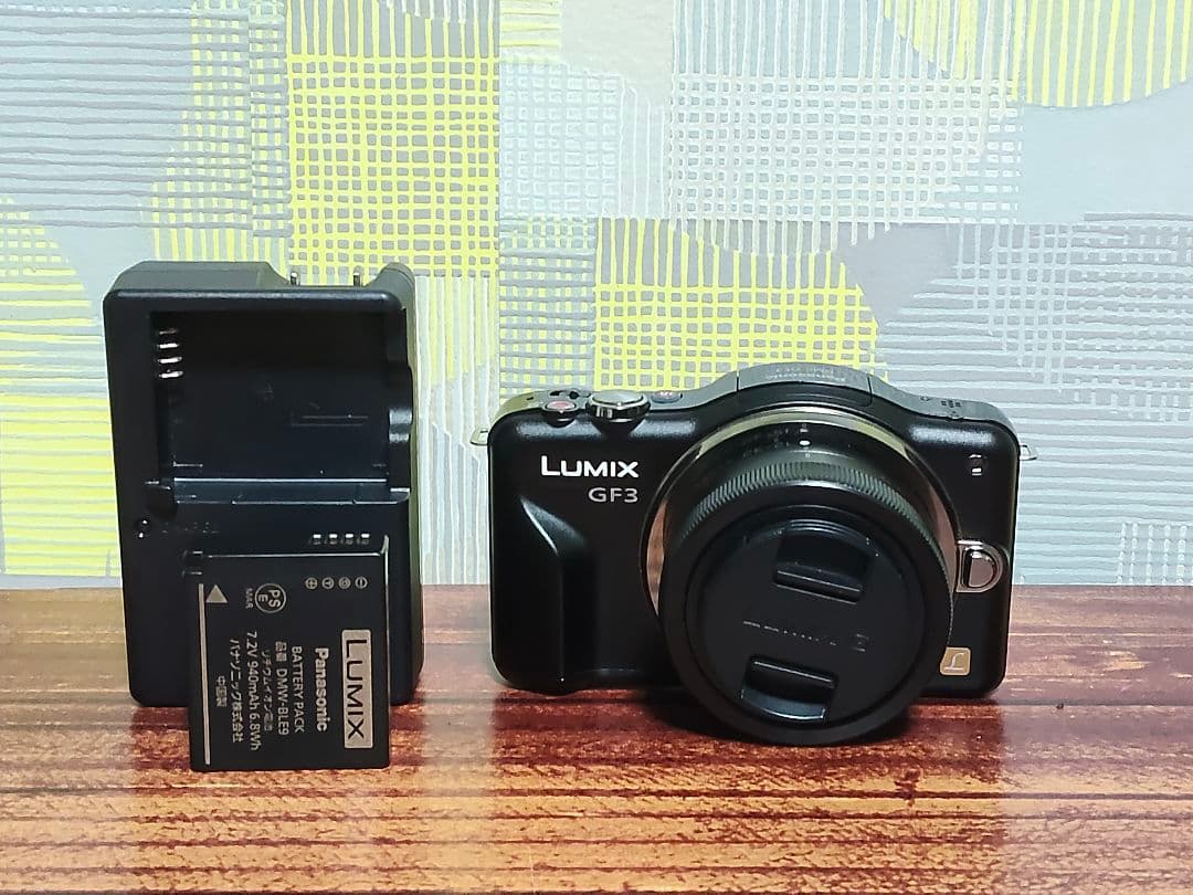美品LUMIX GF3　+GVARIO1:3.5-5.6/12-32