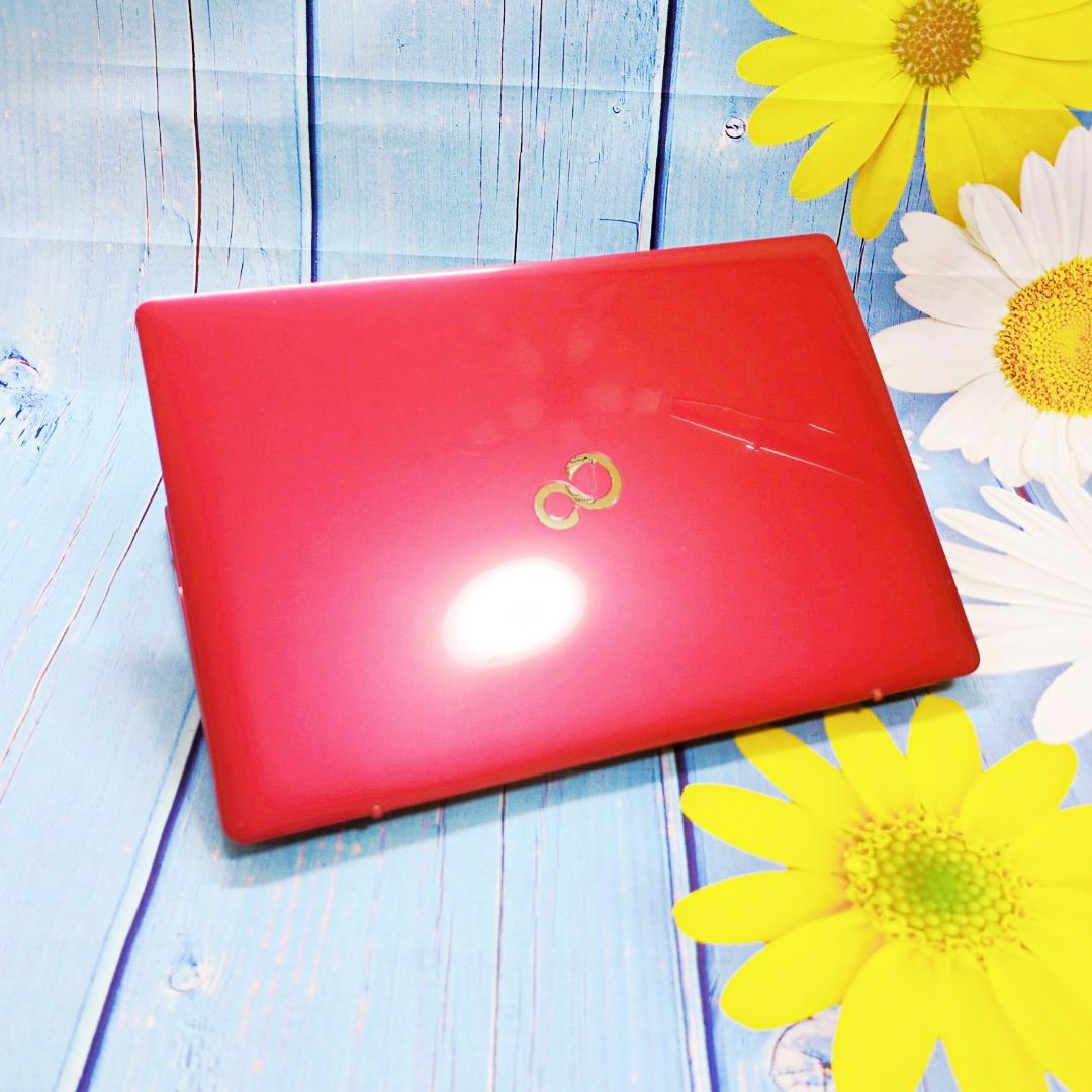 副業や在宅ワークに✨爆速SSD✨最新Win11✨カメラ付薄型ノートパソコン