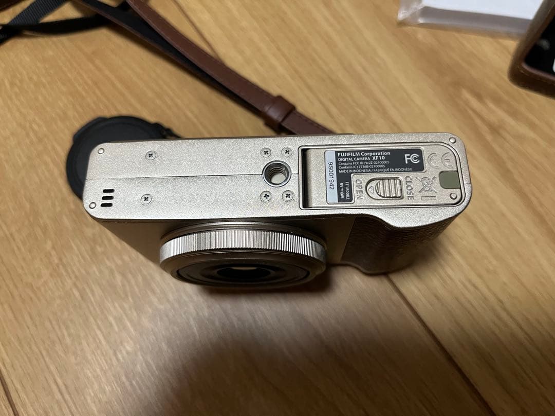 デジタルカメラ Fujifilm XF10