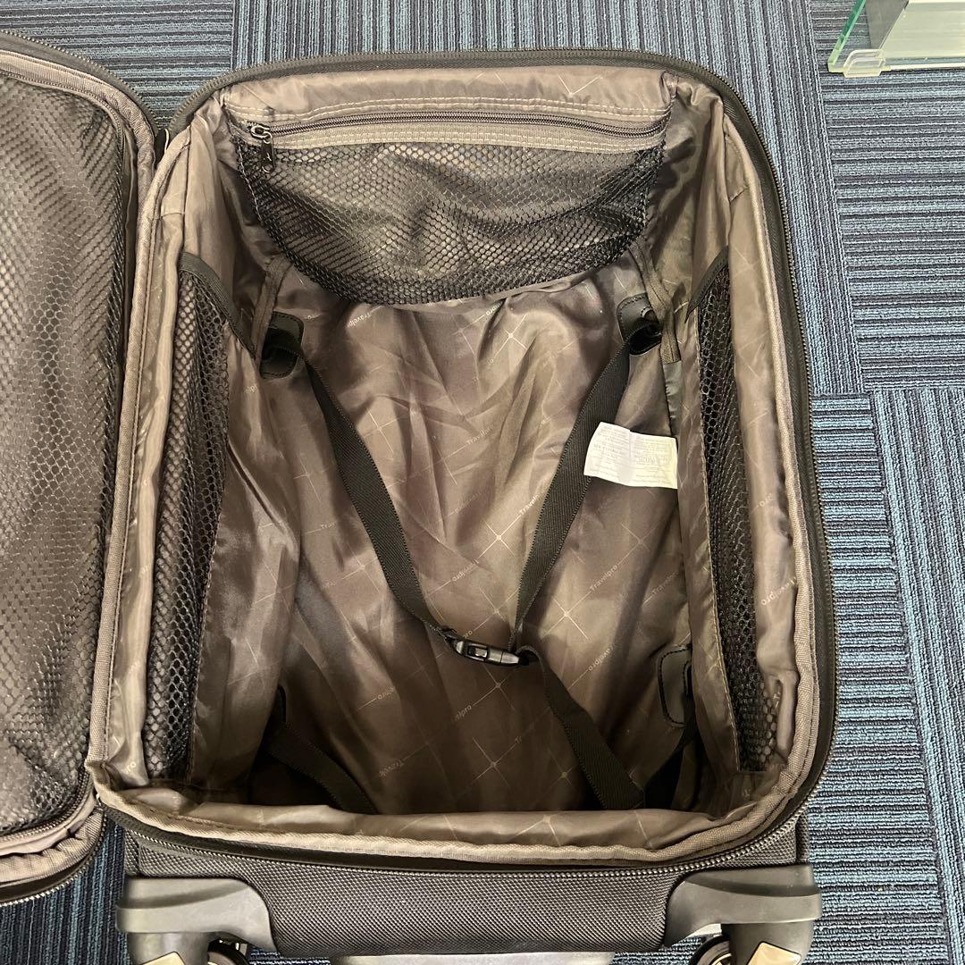 トラベルプロ　フライトクルー5 航空関係者用　Travelpro 21インチ