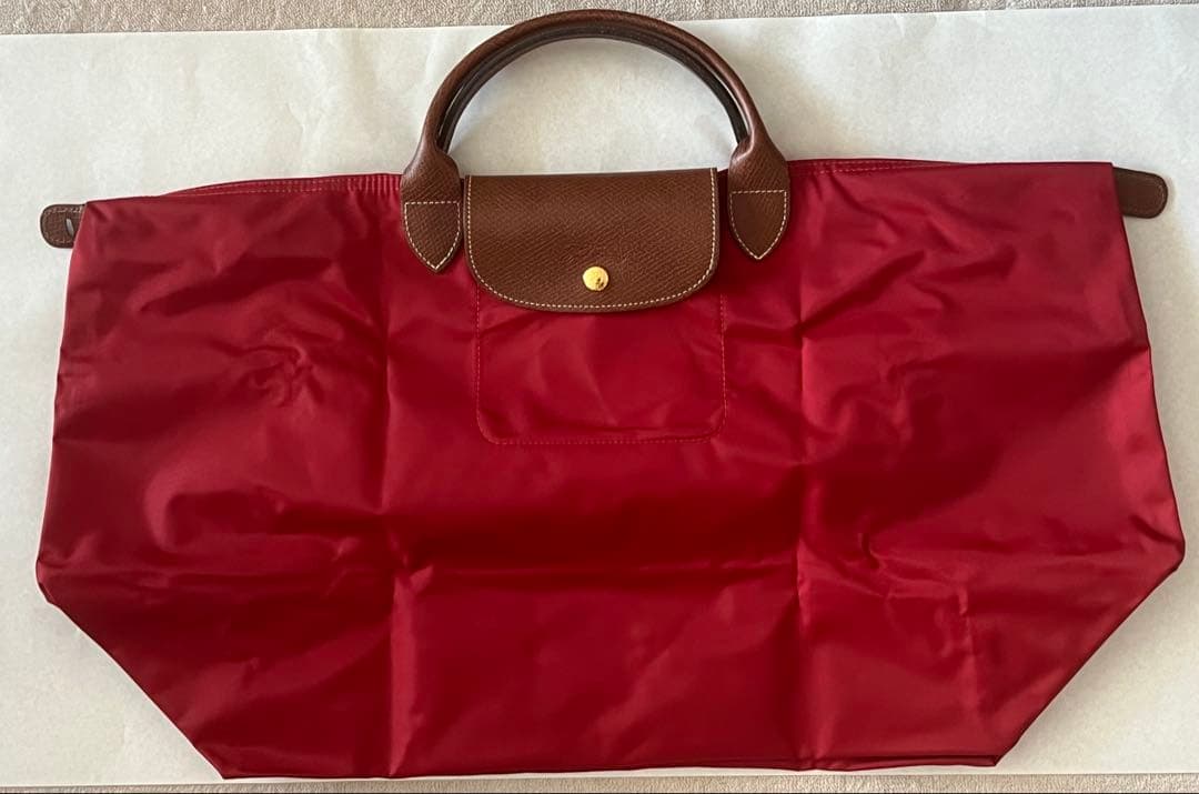 ロンシャン・ル プリアージュトラベルバッグ（完売の貴重な赤色）