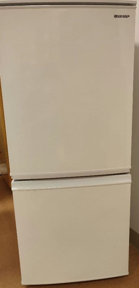 SHARP　ノンフロン冷凍冷蔵庫　SJ-C14E-W