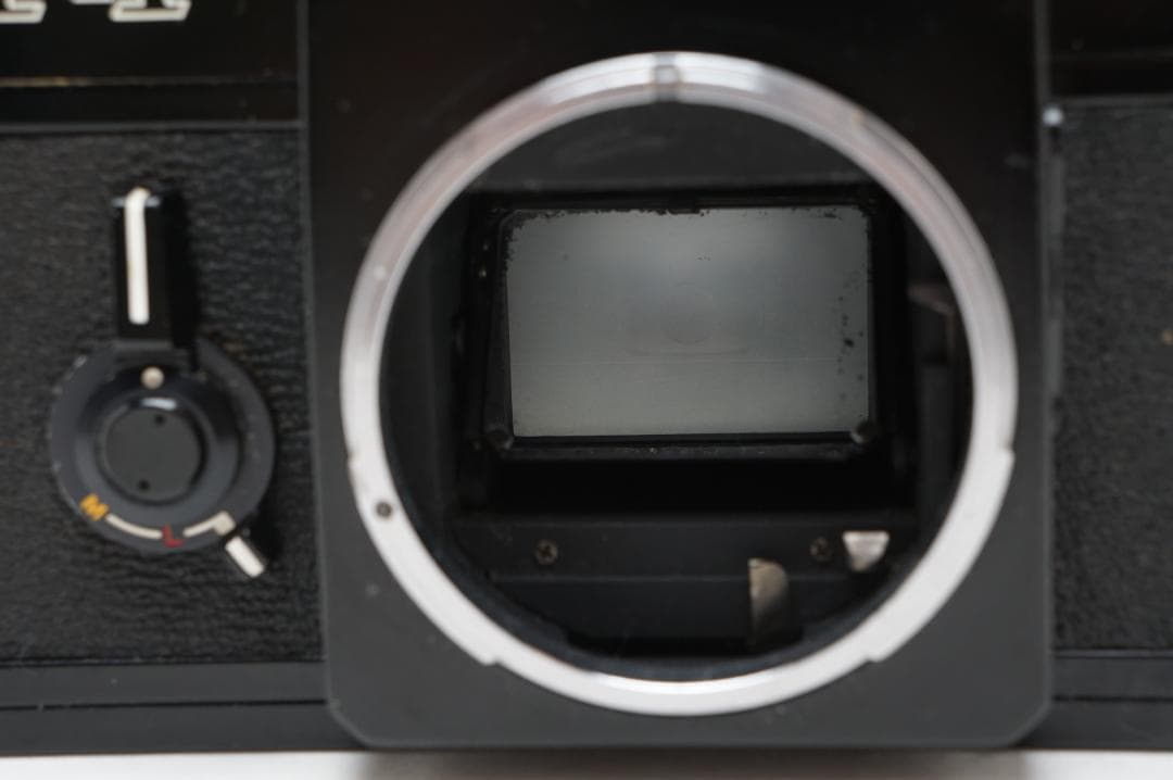 ＜ジャンク＞　Canon F-1 フィルムカメラ