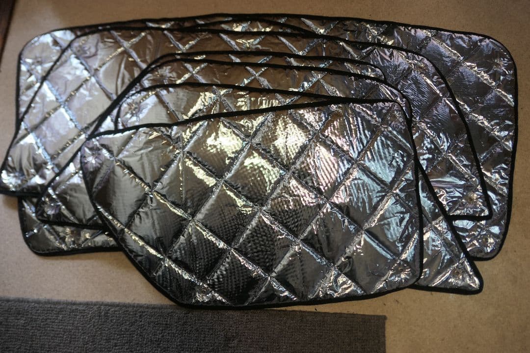 ハイラックスサーフ　185 180 専用設計 アイズ製 サンシェード 18系