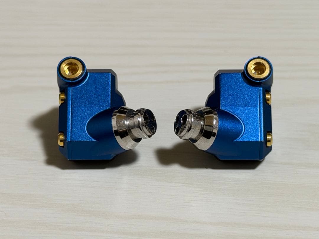 イヤホン Campfire Audio Andromeda MW10